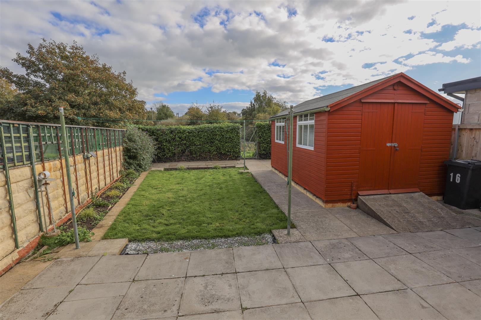 16 Harding Close, Boverton, Llantwit Major, Vale of Glamorgan, CF61 1GX